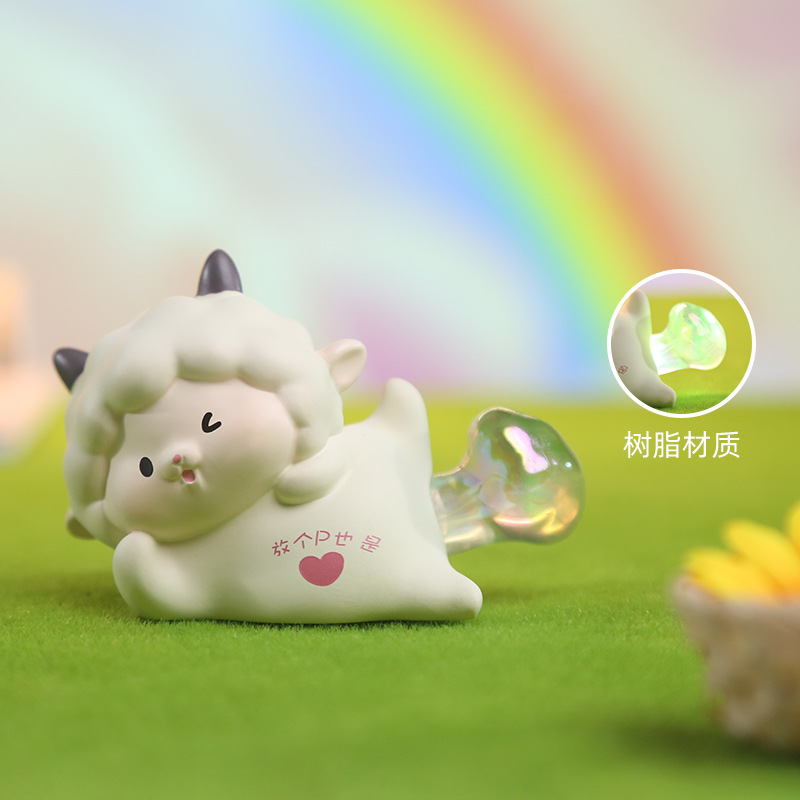 Rainbow PP small lamp decoration, creative cartoon desktop resin, cute and healing birthday gift decoration for your girlfriend Application Scenario
