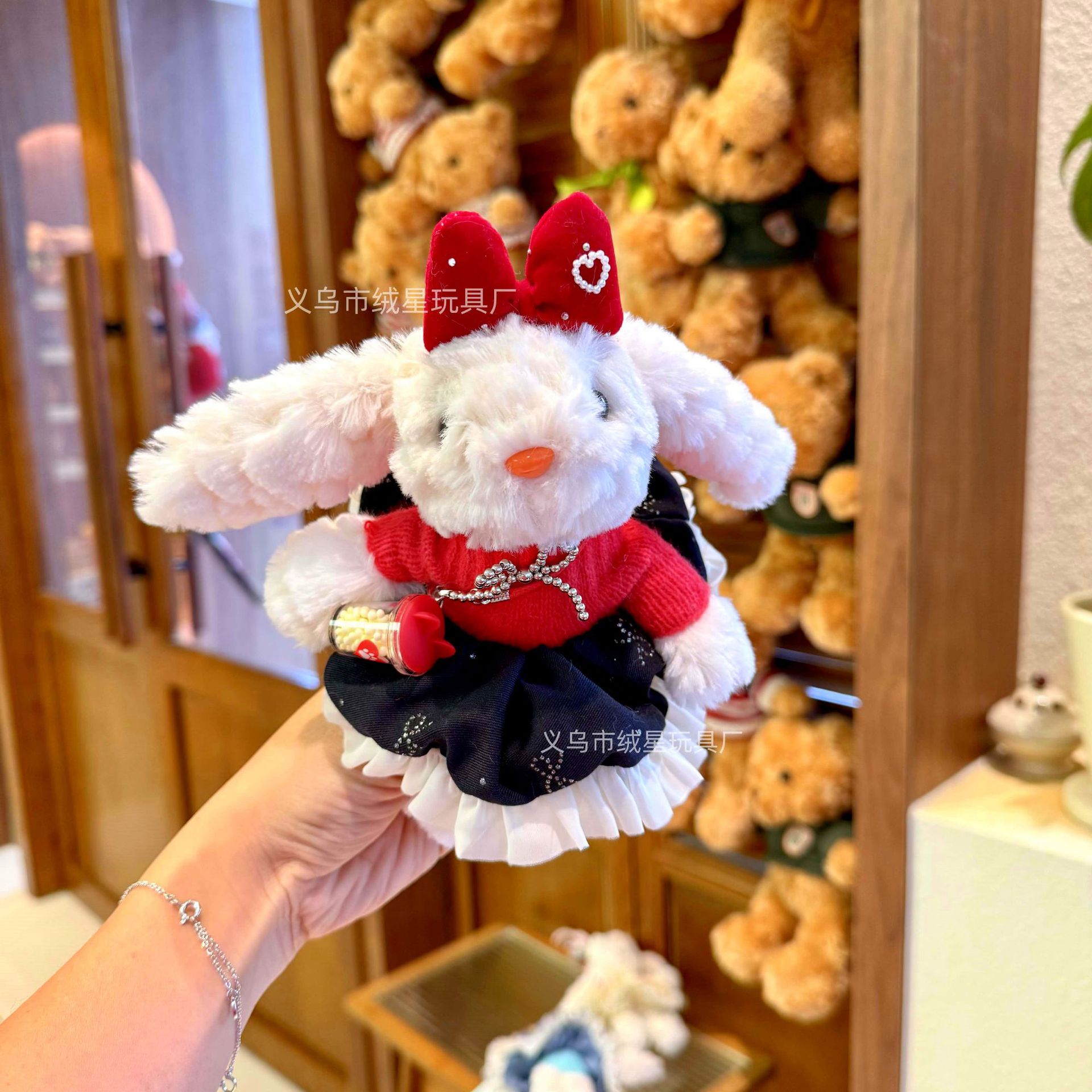 New plush plush phone pendant with drooping ears, creative outfit. Long-eared rabbit bag hanging car keychain factory direct sales Specification drawing
