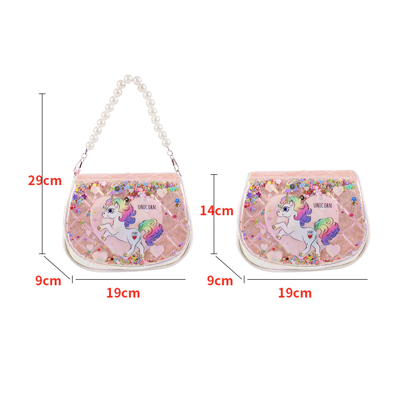 Cartoon unicorn-shaped children's crossbody bag for girls, cute outdoor fashion mini Korean version crossbody bag handbag Application Scenario
