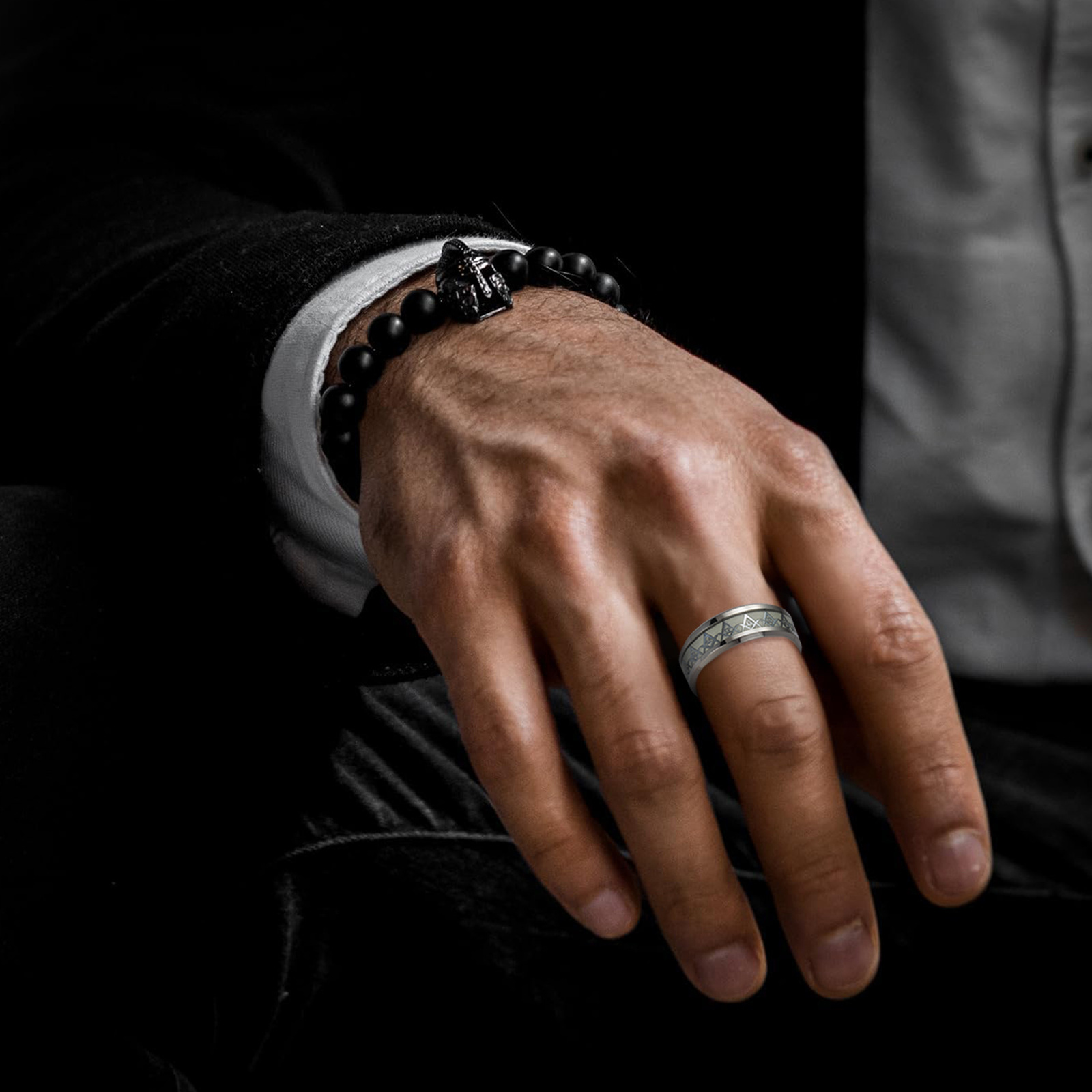 European and American retro trend men's titanium steel ring, powerful and individual men's ring accessory, Masonic luminous ring Specification image