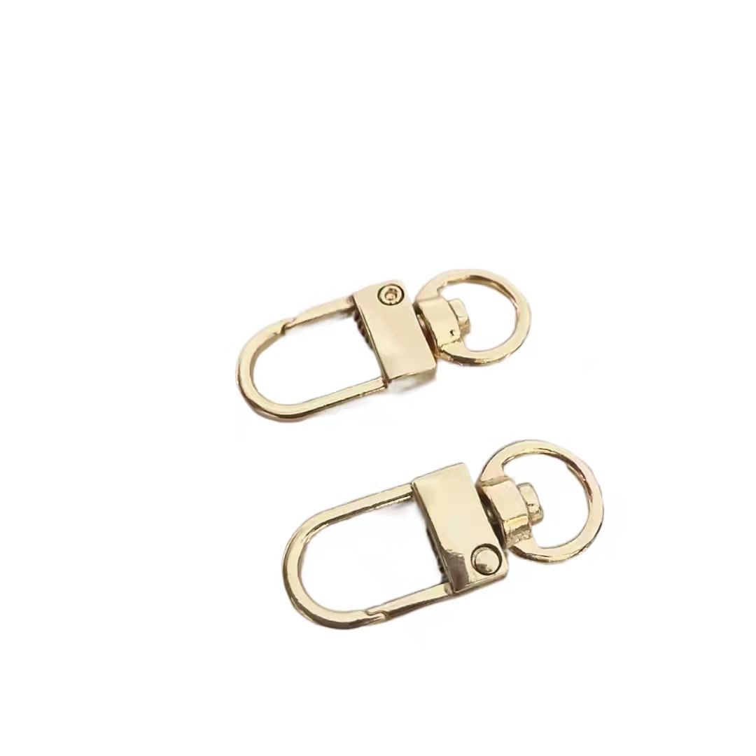 Zinc alloy 3-point round tail small door buckle, silver metal keychain, luggage hardware pendant, bag dog buckle hook Item Picture