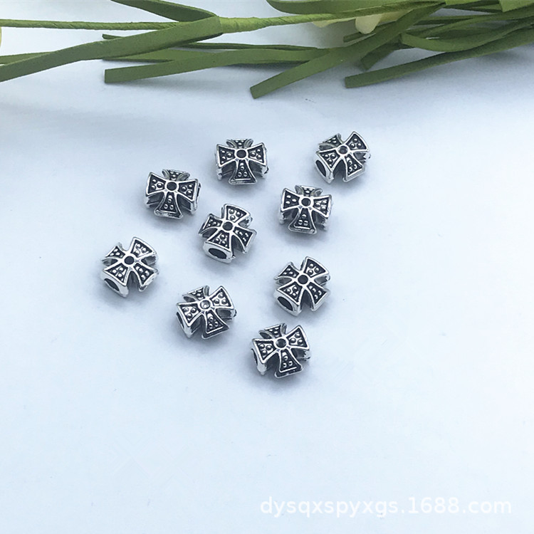 Retro Tibetan silver alloy perforated Crochet jewelry accessories, handcrafted DIY high-end bracelet and necklace spacers wholesale details Picture