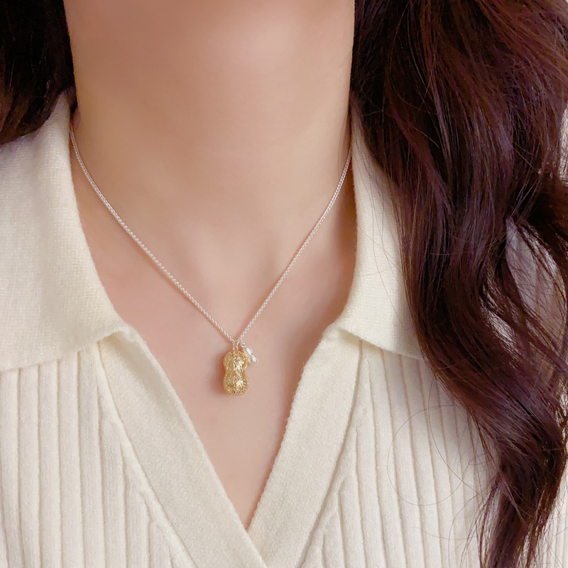小众时尚简约金银撞色好事花生吊坠项链女个性轻奢百搭锁骨链批发细节图