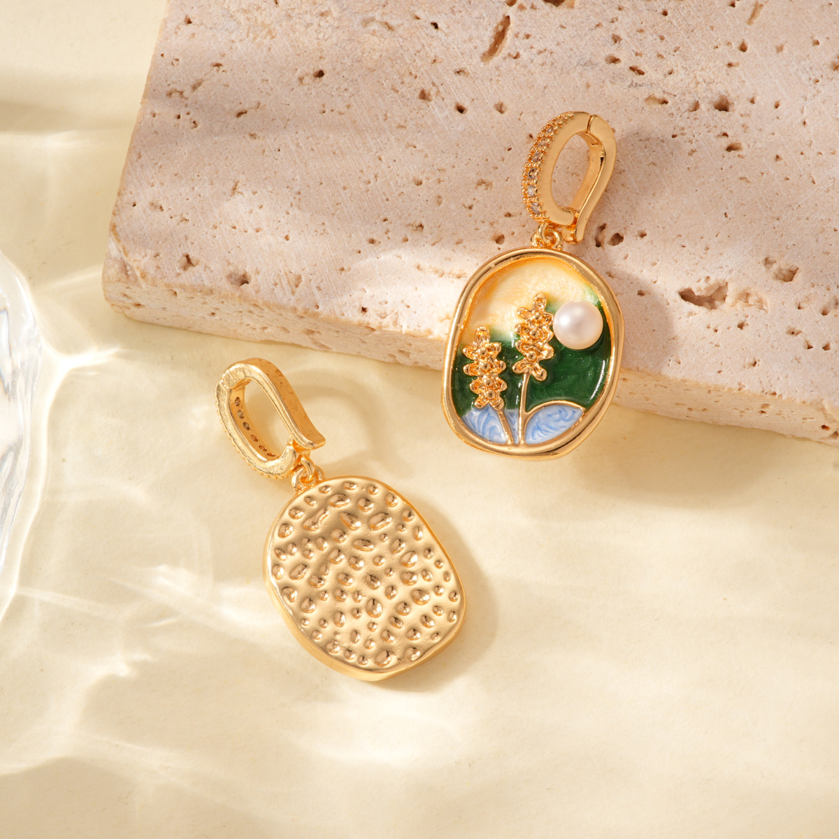 Pearl oil painting style drip oil pendant, 18k copper gold-plated color retention high-end bracelet, necklace clasp DIY accessory Specification image