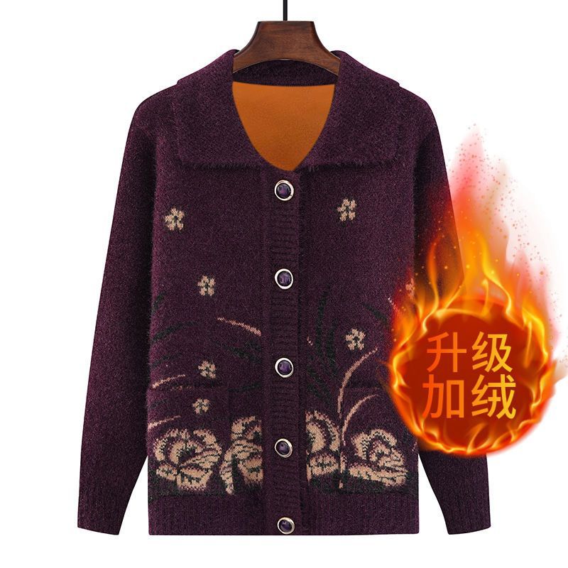 Grandma sweater coat for the elderly in autumn, mom's coat with fleece knitted cardigan, top for the elderly and grandmothers in autumn and winter Item Picture