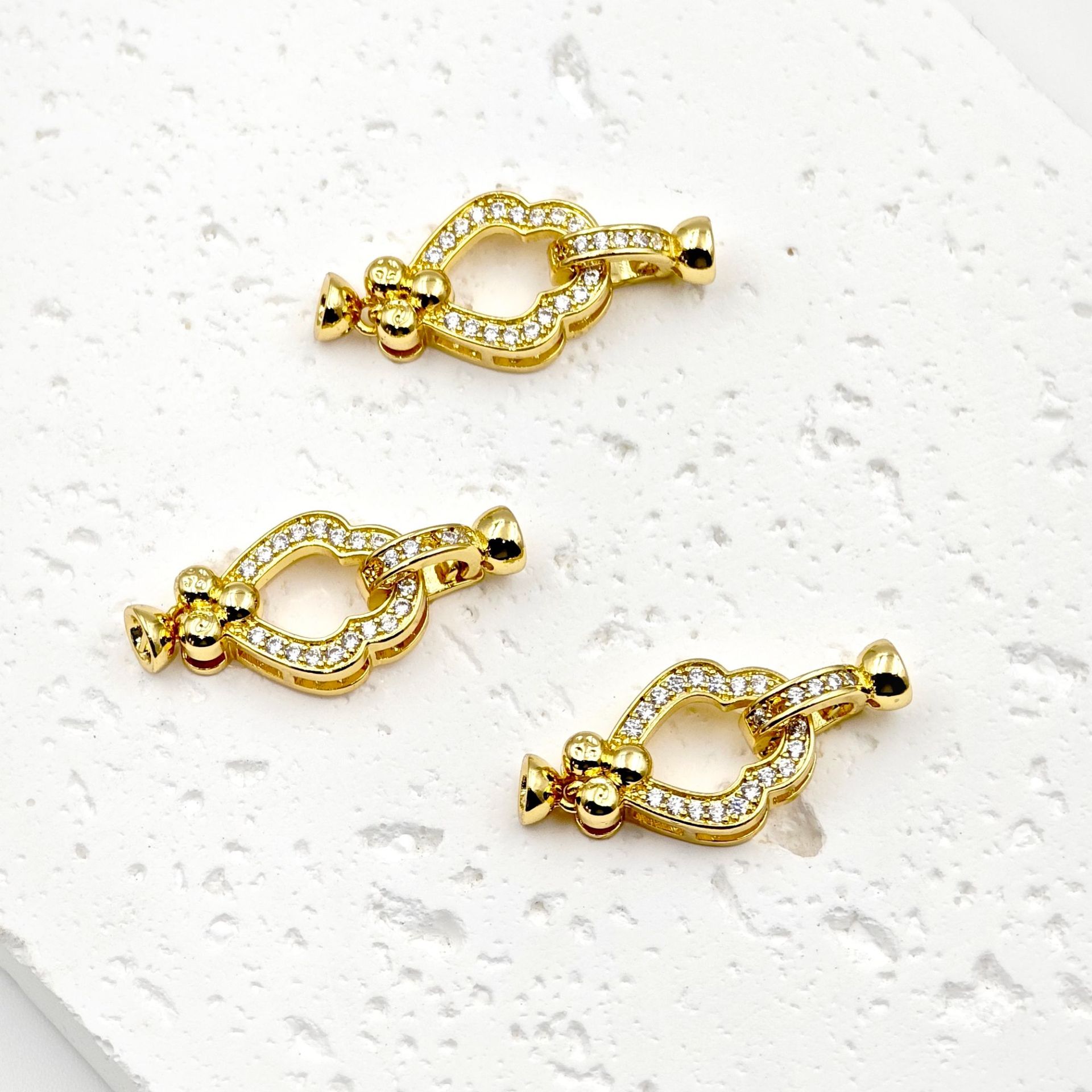 diy jewelry accessories: 18k copper-encrusted real gold slightly inlaid ophistone necklace clasp Bracelet clasp, no color fading, no color fading, anti-allergy Application Scenario