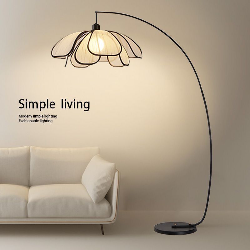 Wabi-sabi American petal retro designer Nordic style floor lamp, living room Chinese art villa homestay fishing lamp details Picture