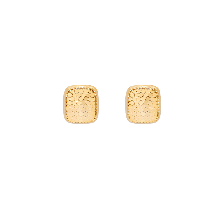 Minimalist copper-plated 18k true gold geometric stud earrings, a niche designer's square honeycomb sparkling earrings and earrings Item Picture
