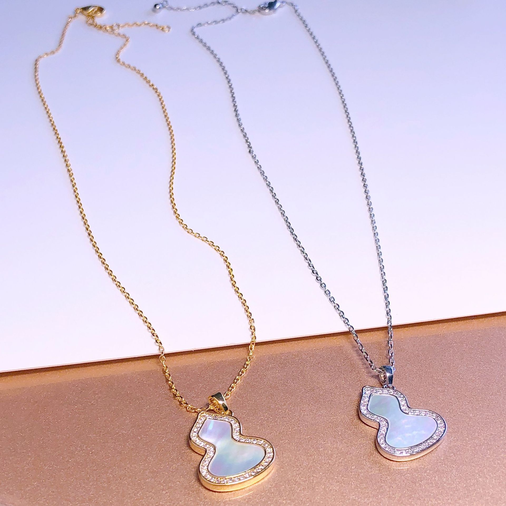 柏伶新款葫芦项链女式 简约白贝母镶钻锁骨链百搭高级感ins风饰品