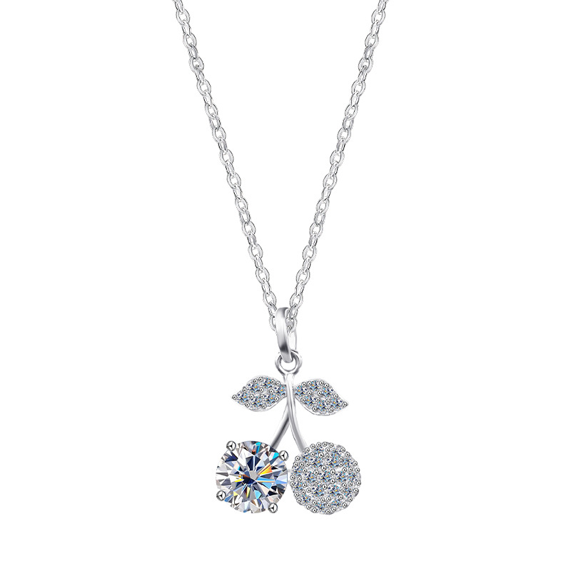Zhuoheng Select S925 All-Silver Cherry Moissanite Pendant, High-End Design Sense, Niche And Versatile Collarbone Chain, Gift Necklace Application Scenario