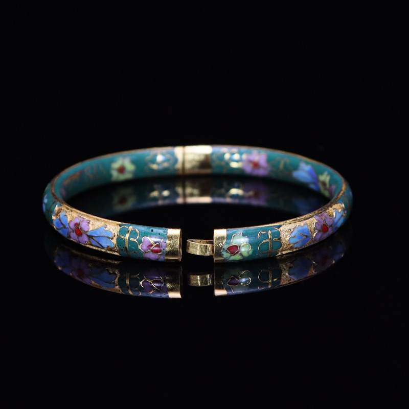 Beijing Cloisonne vintage collectibles, classical ethnic style copper body cloisonne enamel jewelry, semi-gold base bracelet details Picture
