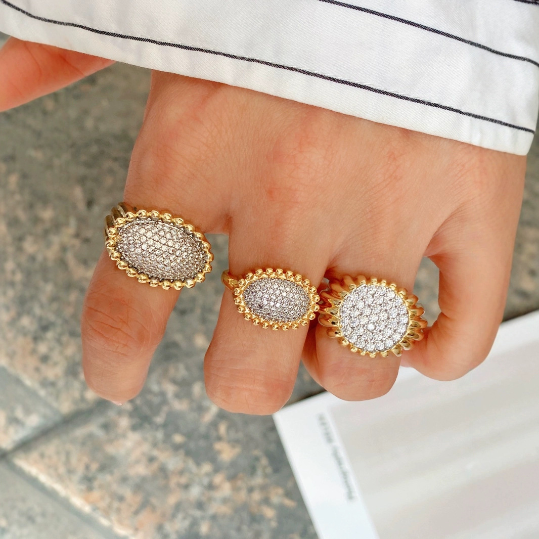 A new cross-border bestseller, an irregular ring with a high-end and fashionable European and American style, featuring a copper plating with real gold and zircon inlaid open ring full figure