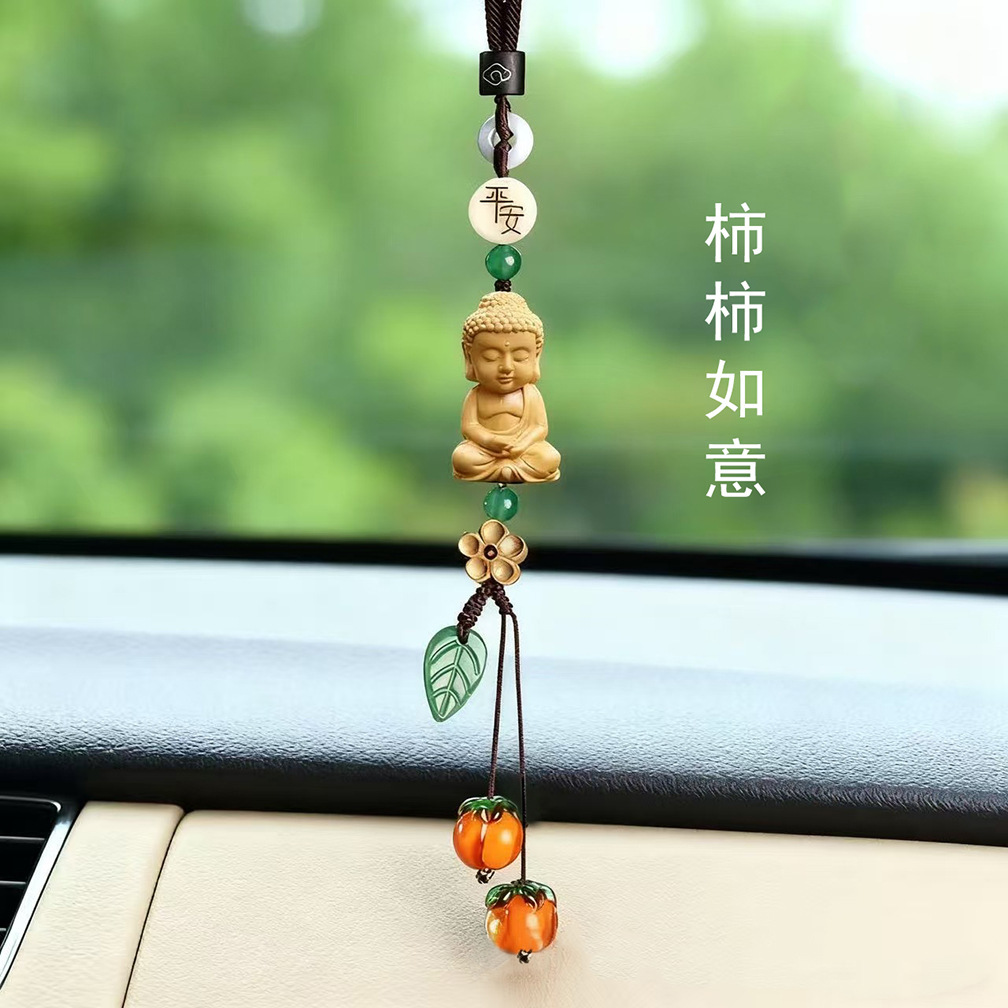 New sandalwood deer gourd car pendant, "Everything Goes Well" gourd decoration car pendant, rearview mirror pendant Application Scenario