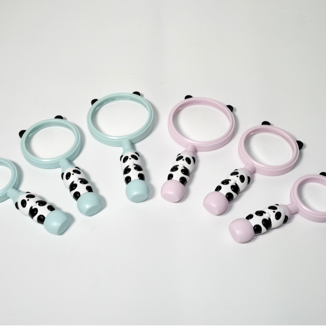 Wholesale of new children's handheld magnifying glass, outdoor biological observation magnifying glass, cartoon cute and portable microscope Application Scenario