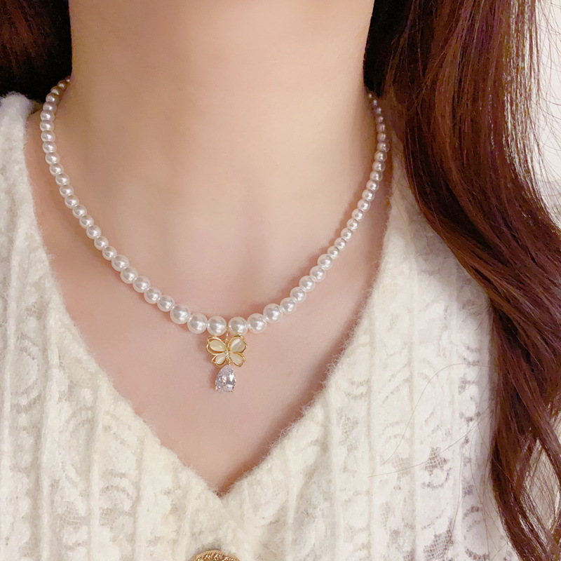 French fashion cat's eye stone butterfly teardrop-shaped pendant pearl necklace, girlish, sweet and high-end collarbone chain Specification image