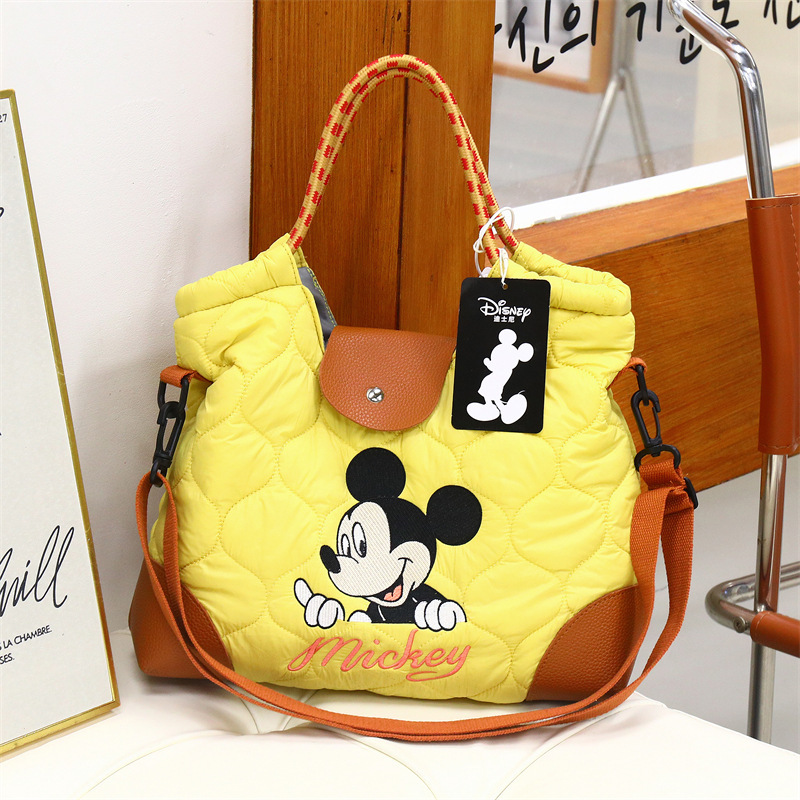 2025新款米奇刺绣绗缝包包女卡通时尚尼龙环保休闲手提旅行单肩包产品图