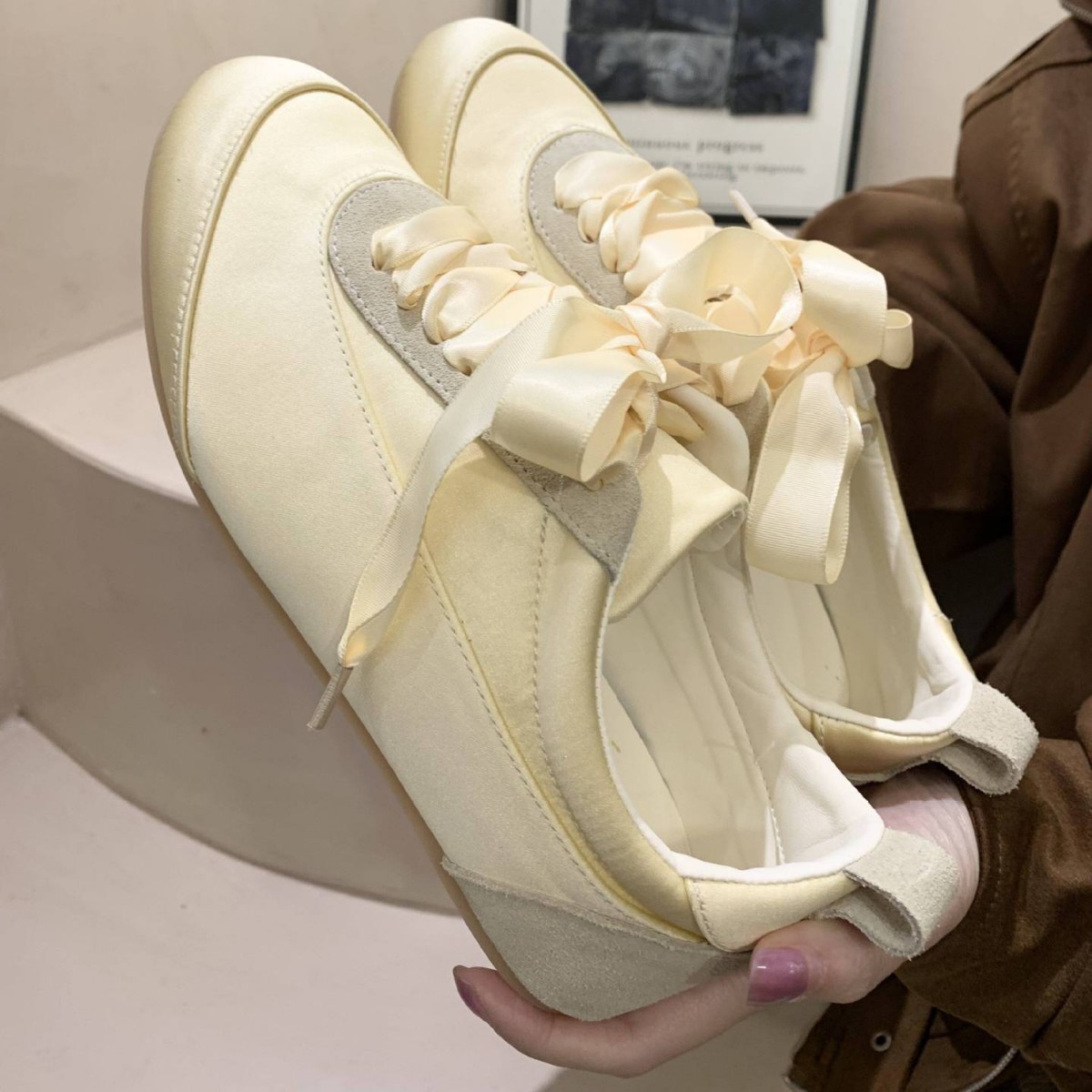 Ballet Satin German Training Shoes for Women 2026 Spring and Autumn New Style, niche design flat fashion casual shoes, pink shoes Application Scenario