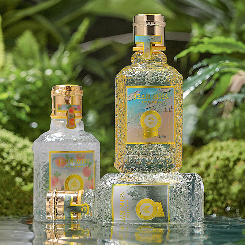 Wholesale of the popular brand Xiaocheng Yixiang Blood Orange Basil Women's Perfume, a high-end and long-lasting light fragrance for men Application Scenario