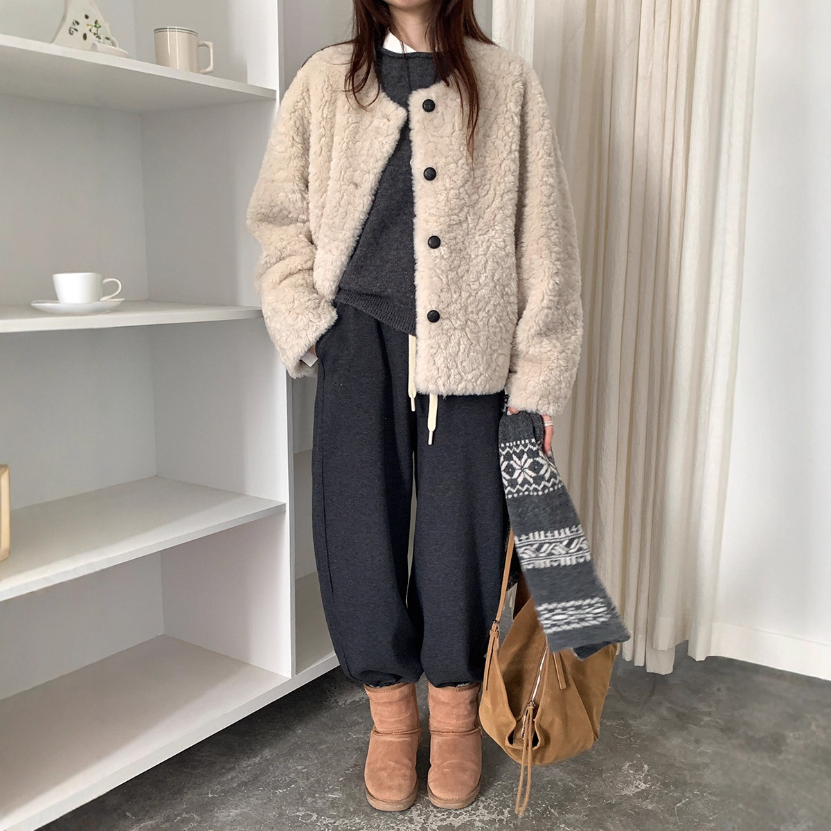 Weisong women's loose and laid-back lambskin coat for women's winter 2025 new style Korean-style versatile, warm and casual top Specification image