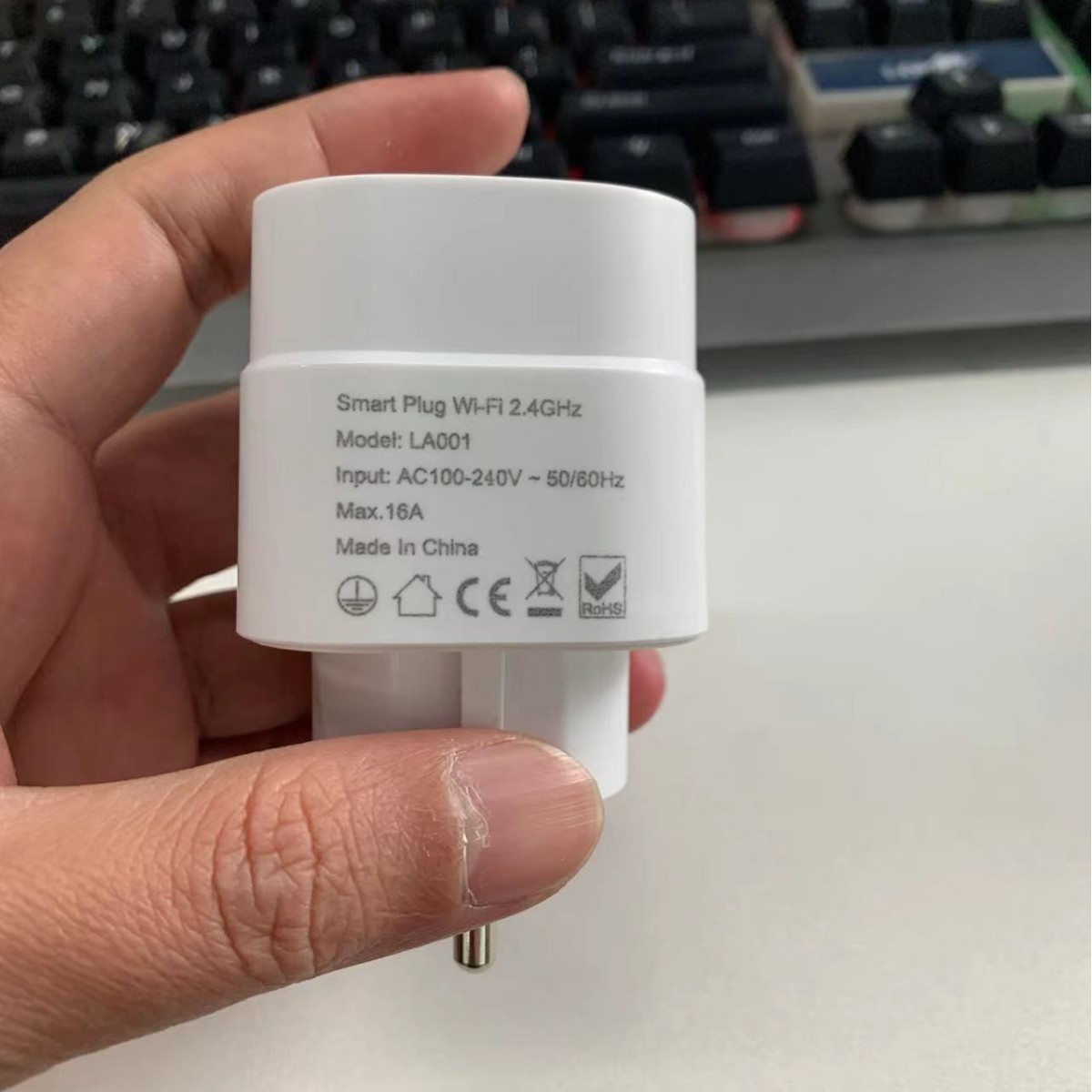 Tuya Smart Socket with metering function, US standard, single WiFi details Picture