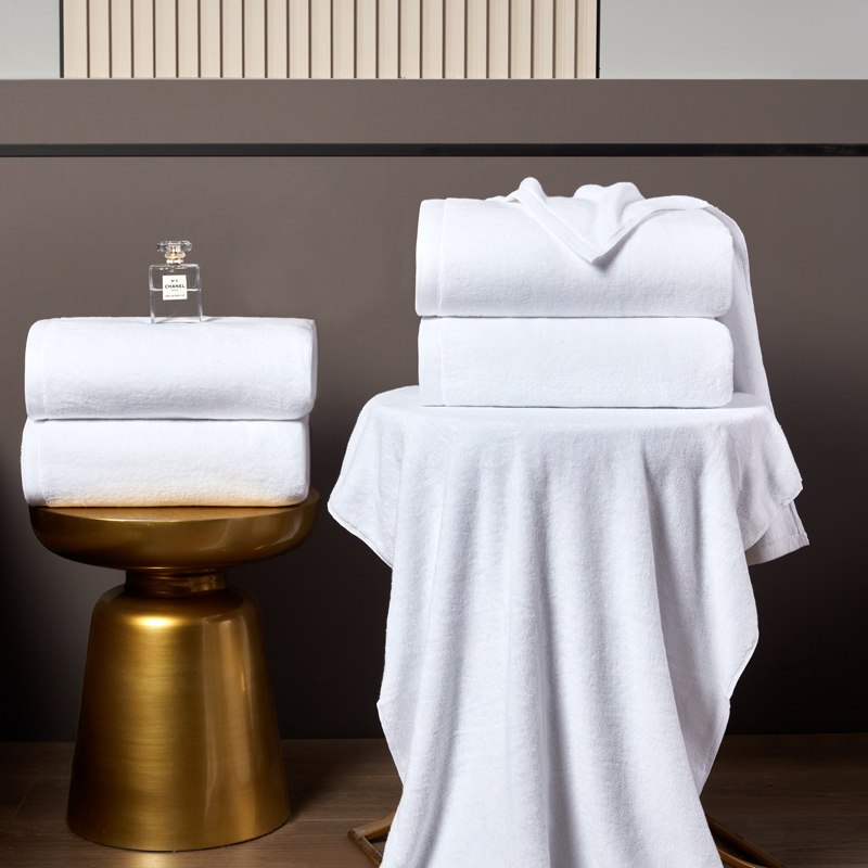 White pure cotton hotel towels, homestay and guesthouse bath towels are all available for wholesale. They can be embroidered, thickened, absorbent and made of platinum Specification image