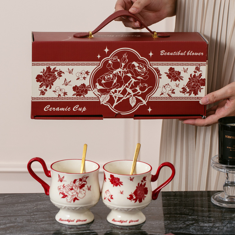 Retro newlywed couple cups, wedding and engagement ceramic cups, gift cups for the newlyweds, exquisite mugs as souvenirs Specification image