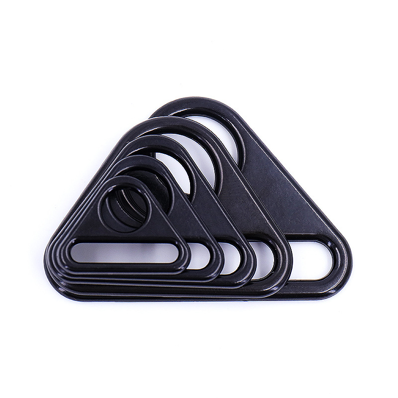 Factory direct supply of luggage hardware accessories, buckles, shoulder straps, webbing buckles, black round hole triangular buckles, zinc alloy triangular buckles Item Picture