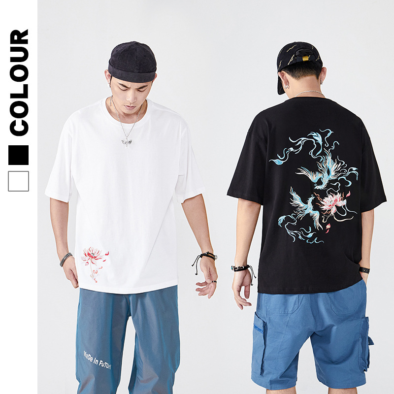 Chinese trend short-sleeved T-shirt for men in summer, loose and large-sized, with phoenix pattern embroidered half-sleeve, moisture-wicking and sweat-wicking details Picture