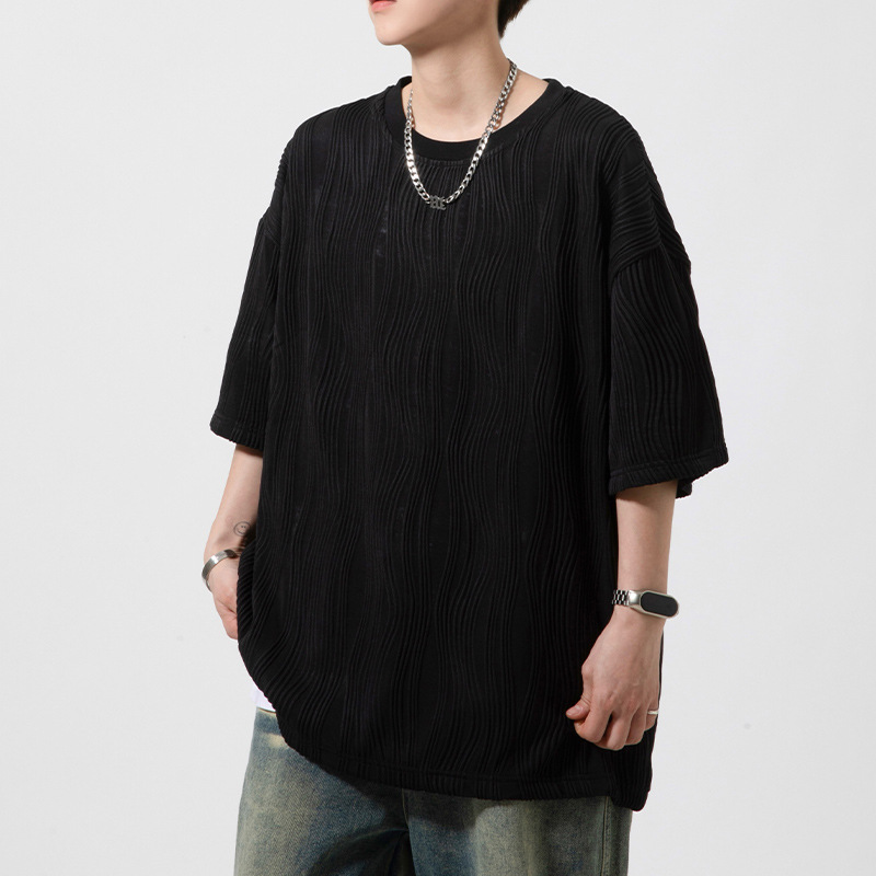Ice Silk short-sleeved T-shirt for men, a thin and trendy summer style, quick-drying loose half-sleeved solid color casual couple round-neck base layer Application Scenario