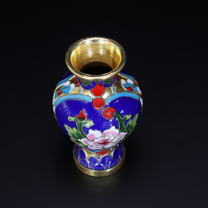 Beijing Cloisonne Chinese Knot Decorative accessories: Copper body cloisonne enamel filigree silver blue 4-inch Guanyin Knot Vase Specification image