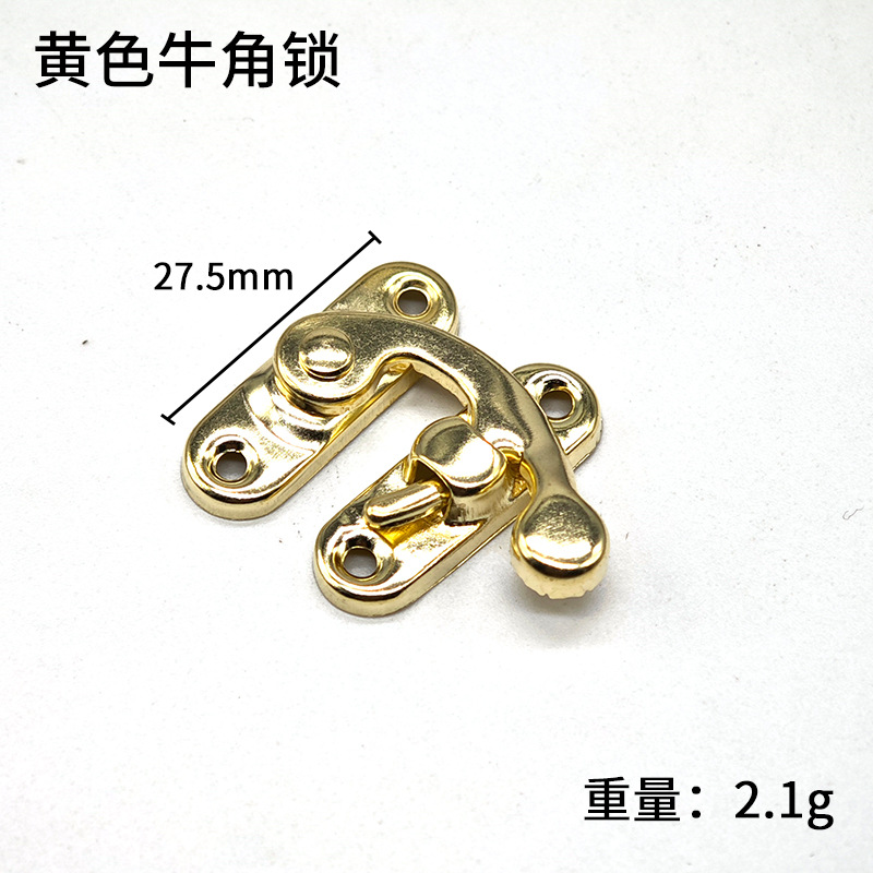 Golden gift box, horn buckle, jewelry box, box buckle, wine box, retro props, hardware accessories, ornaments, wooden box, small lock buckle Specification drawing