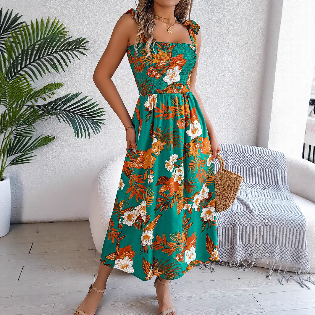 2026 European and American flower-tied waist-cinching halter dress, vacation beach long dress, women's backless design, artistic and retro style details Picture