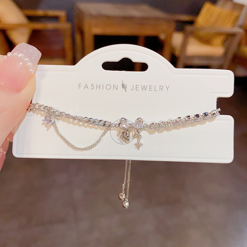 The diamond-encrusted waist bracelet is a unique and feminine design with a simple and cold retro style. It's a fashionable accessory for your best friend Specification image