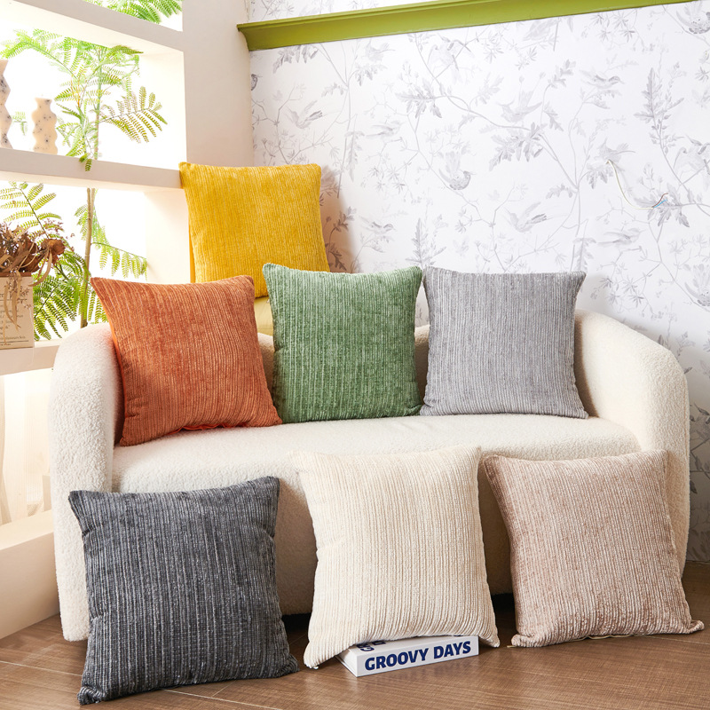 Super soft coral fleece pillow cover for foreign trade, vertical striped living room and bedroom nap pillow cover, bay window decorative back pad 2