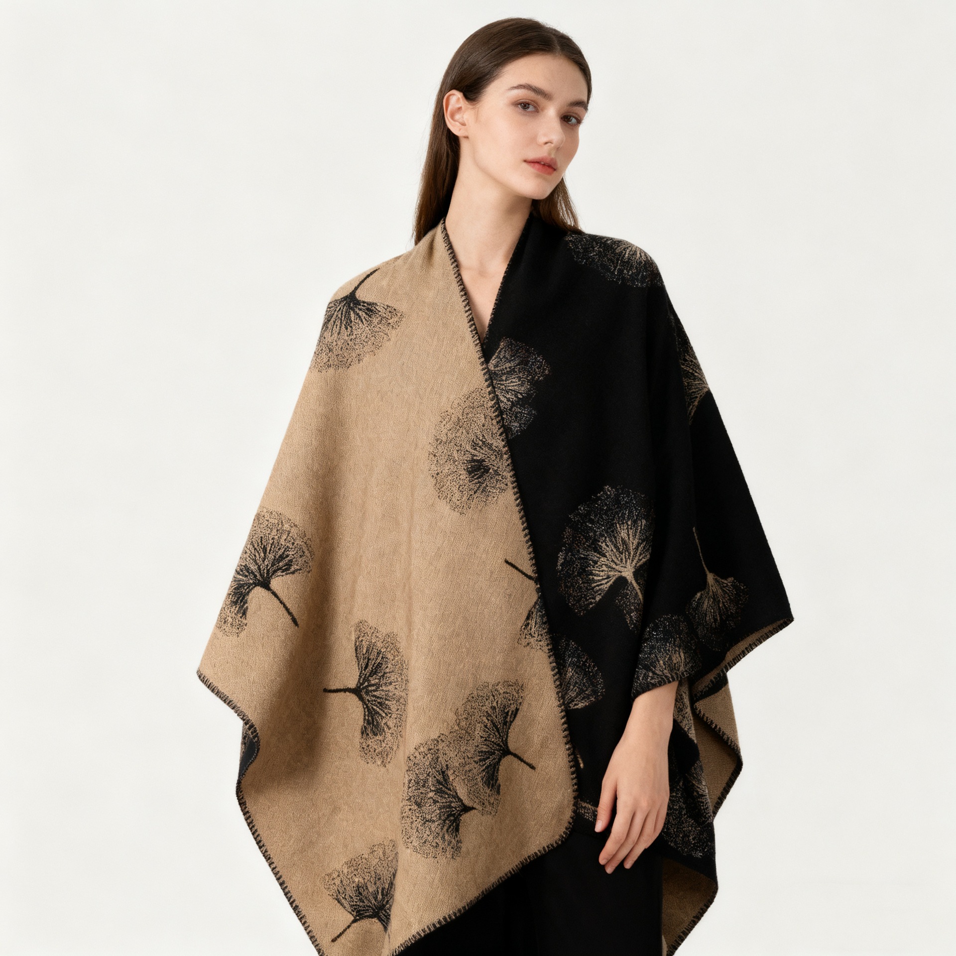 One-piece consignment of new ginkgo leaf slit shawl for women, autumn and winter warm cape, ethnic style outerwear, double-sided high-end cape wholesale at street stall details Picture