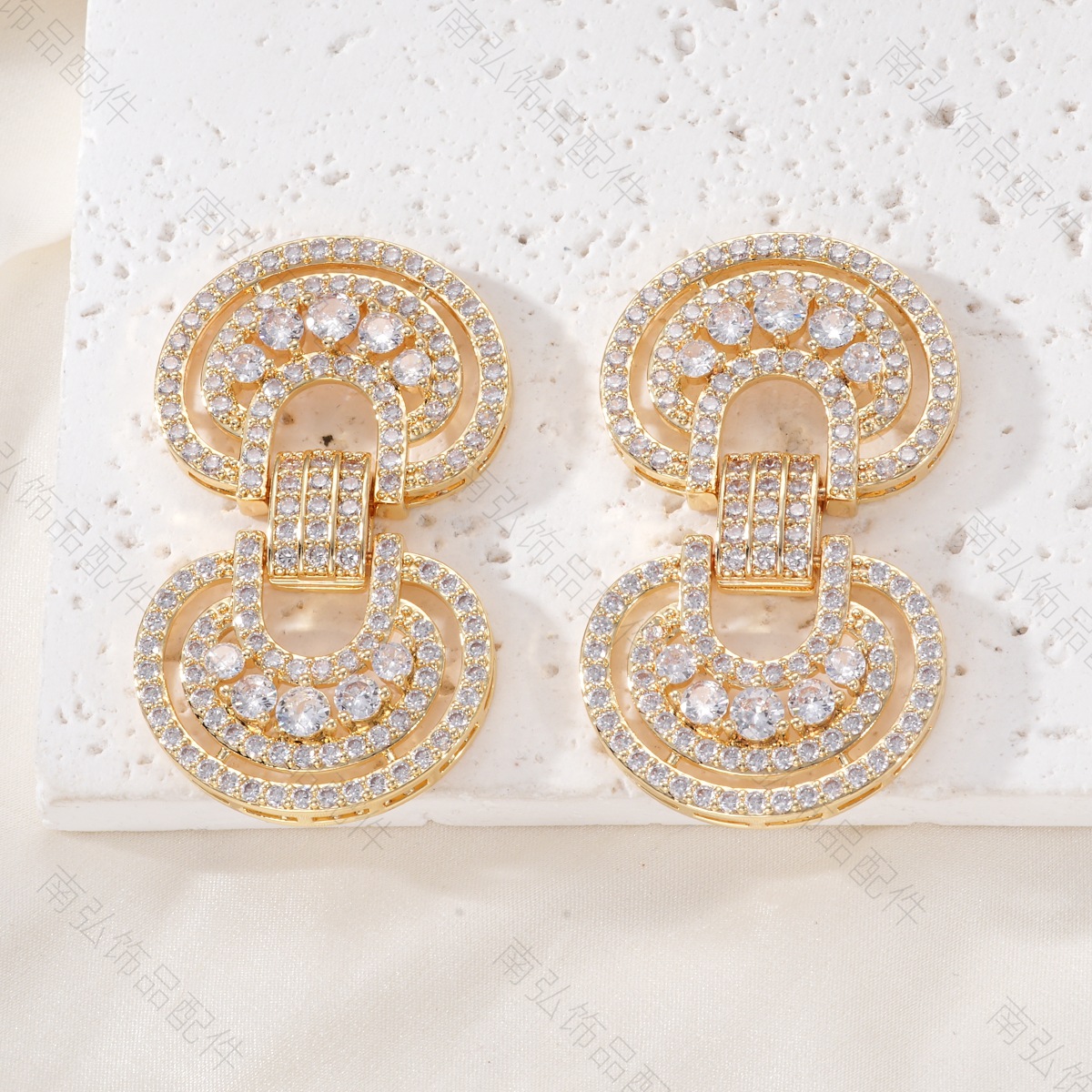 Pearl necklace clasp, copper-plated with real gold and zirconium-inlaid with mushrooms, large universal clasp, high-end and color-preserving DIY accessory Specification image