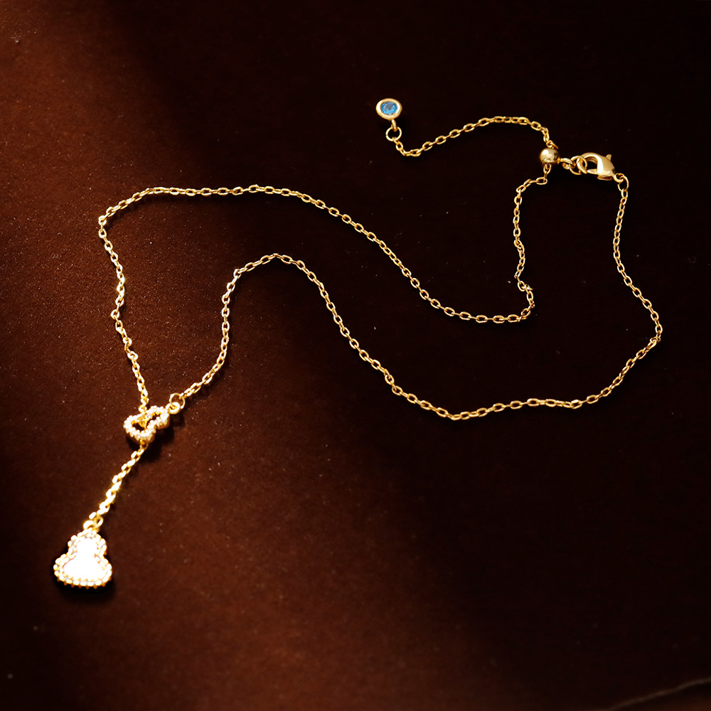 Hyacinth Natural pink mother-of-pearl Gourd pendant Necklace, women's fashionable, light luxury, elegant and high-end necklace, 2025 new style collarbone chain details Picture