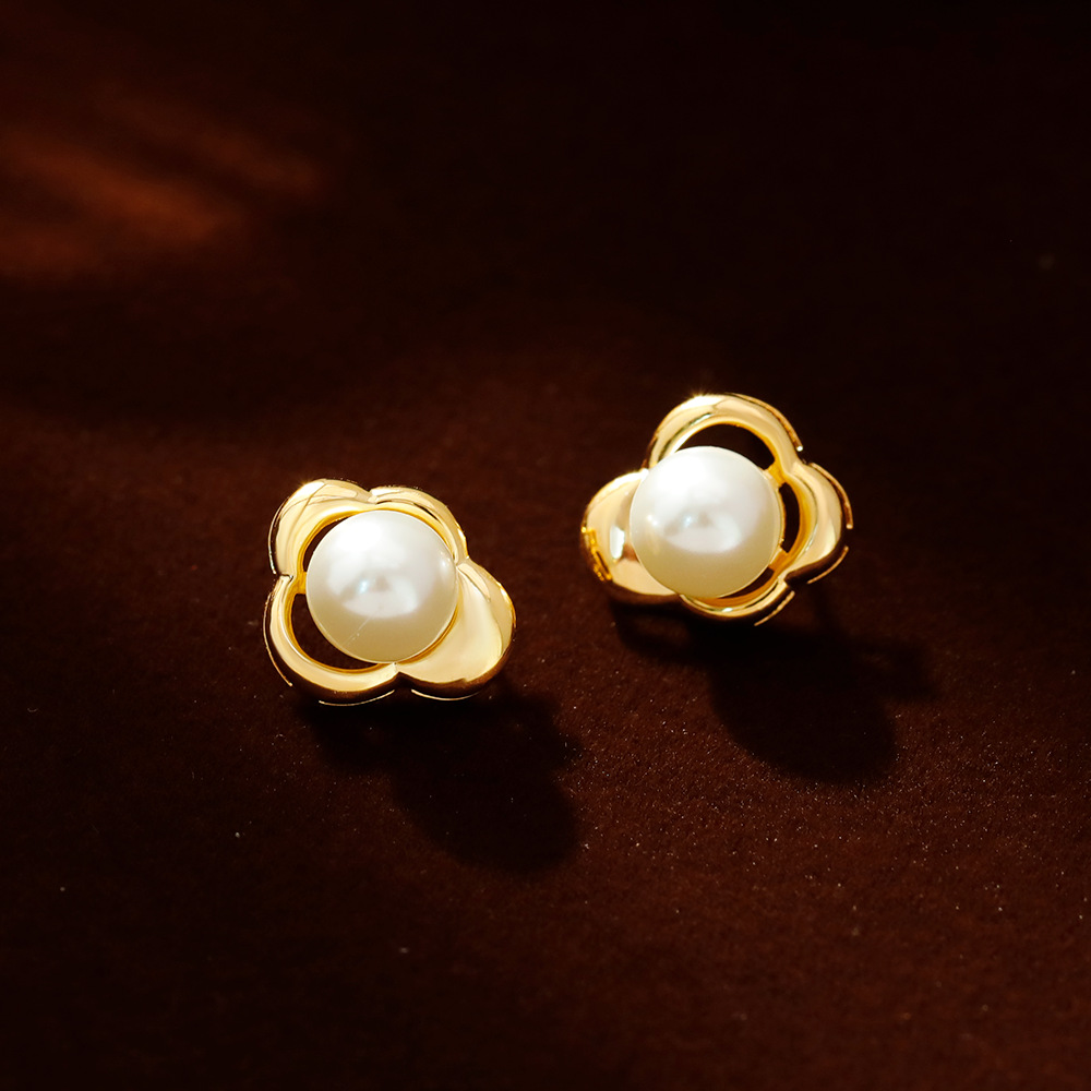 Hyacinth pearl aretes mujer 2025 tik yin boom aretes estilo francés premium sentido pequeña fragancia orejeras nicho temperamento orejeras