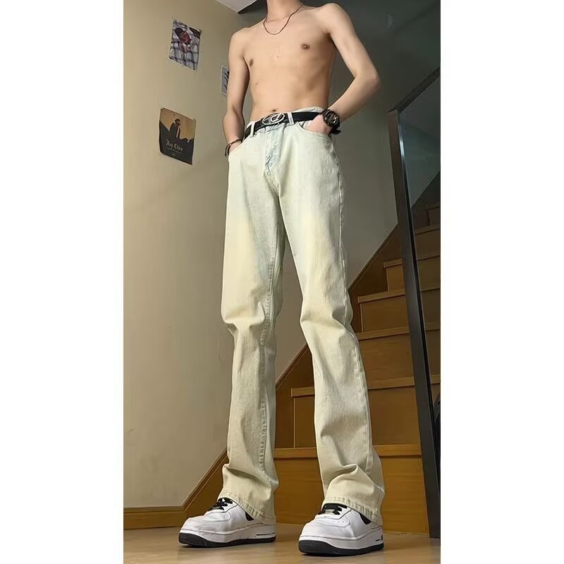 The new men's curved knife jeans for the autumn and winter of 2025 are versatile, featuring a simple, retro, casual and stylish high street style Application Scenario