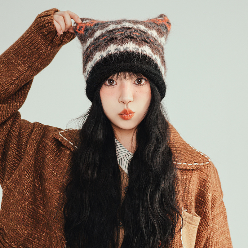 The 2025 new ethnic-style cat ear colorful striped woolen cap is a versatile and warm knitted cap for children and men in autumn and winter
