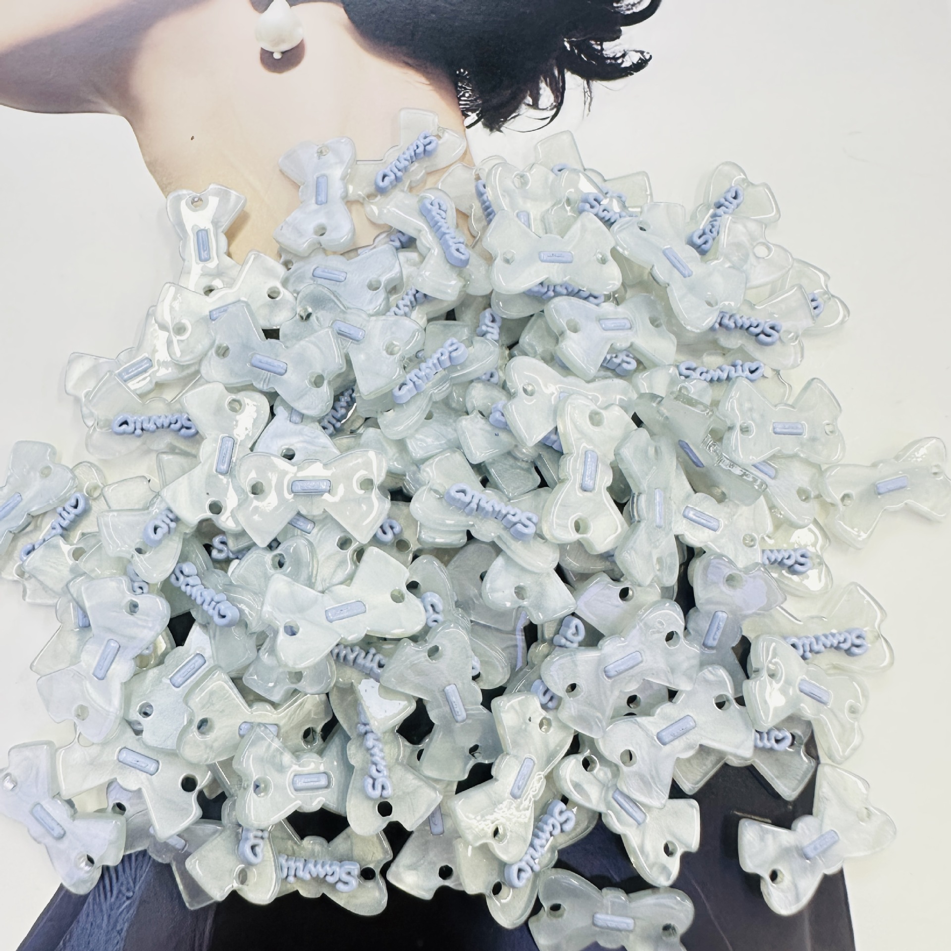 塑料半成品diy发夹发圈饰品配件彩色蝴蝶结字母造型手工装饰件