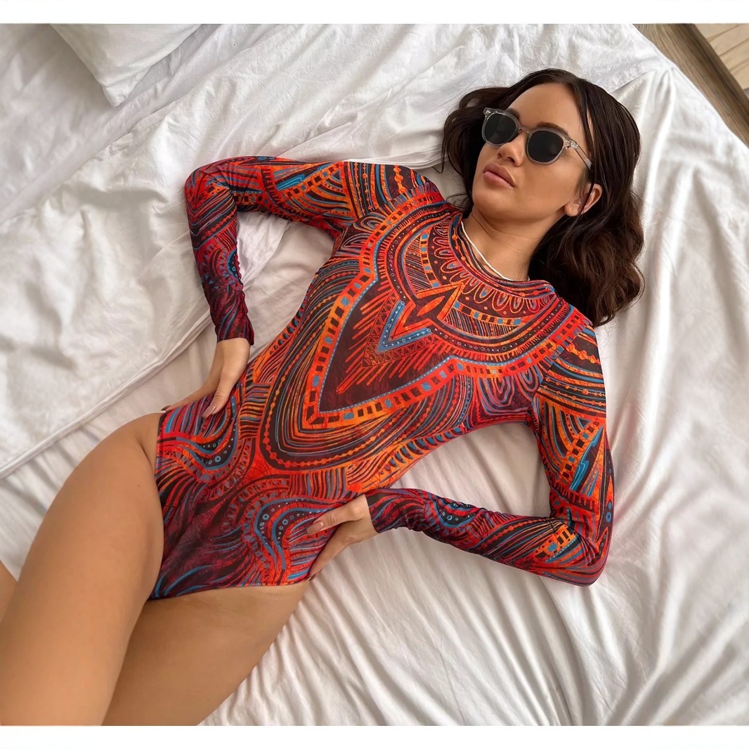 2026 New style European and American one-piece swimsuit, kuп ale ь niki bikini, sun protection smart swimsuit Application Scenario