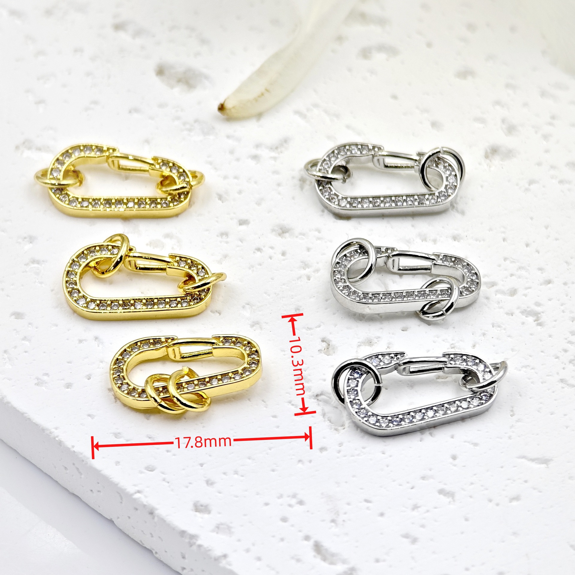 18K real gold electroplated, niche design, lockable women's necklace, rose gold collarbone chain pendant details Picture