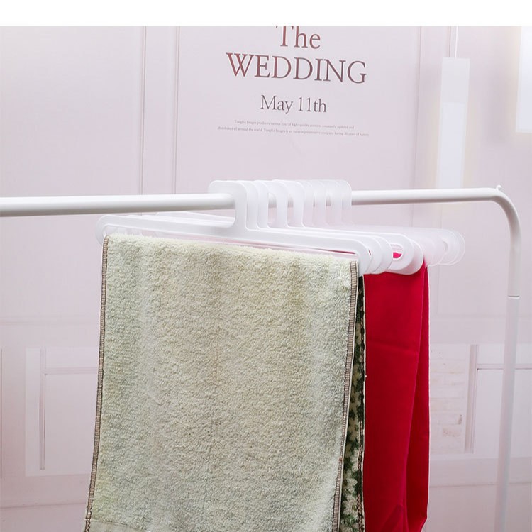 Bath towel rack, plastic scarf hanger, shopping mall clothing store display scarf and silk scarf rectangular rack, silk scarf and towel hanging rack Specification image