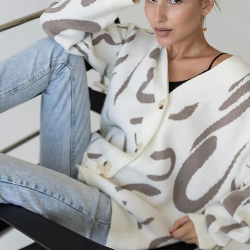 New casual and comfortable knitted cardigan with leopard print and loose home sweater from Amazon's independent store details Picture