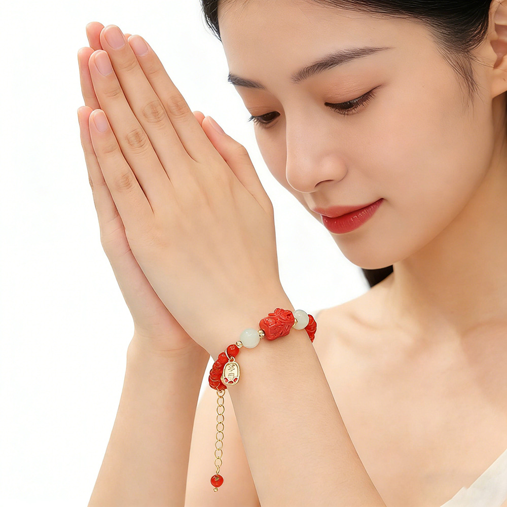 Hyacinth medieval design red agate PI Xiu bracelet, peace and Good fortune beaded bracelet, New Chinese-style New Year festive red jewelry Specification image