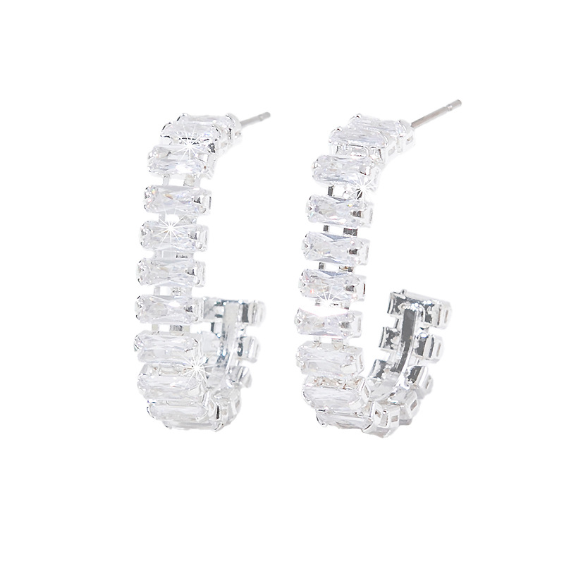 饰品/耳环/耳饰/米珠耳环/耳夹白底实物图