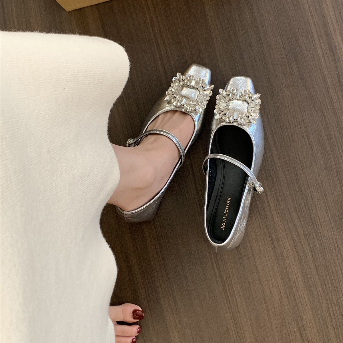 Mary Jane High Heels for Spring and Autumn, French chunk-heeled single shoes, women's rhinestone silver evening style commuting new style 2025 details Picture