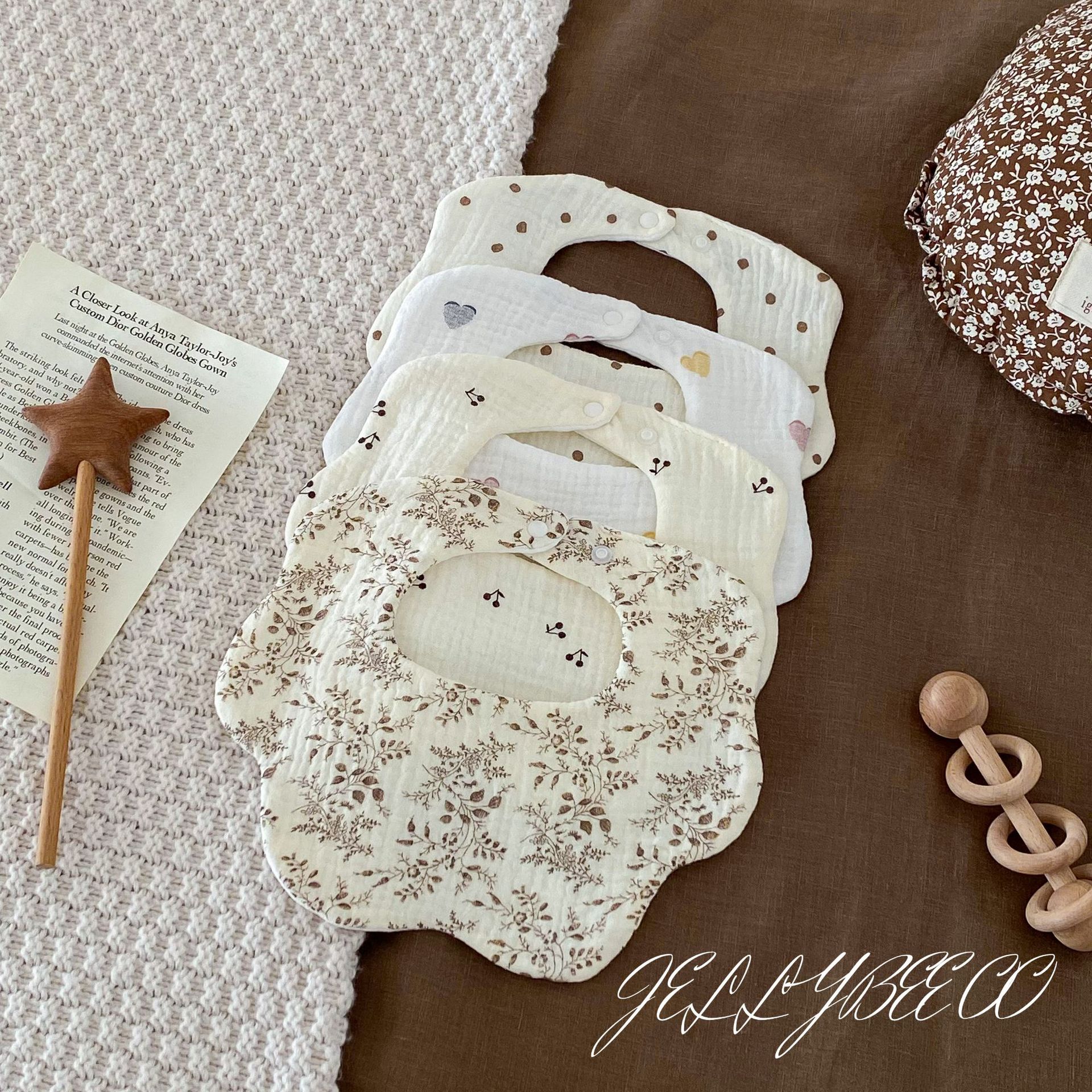 围嘴围兜/口水巾实物图