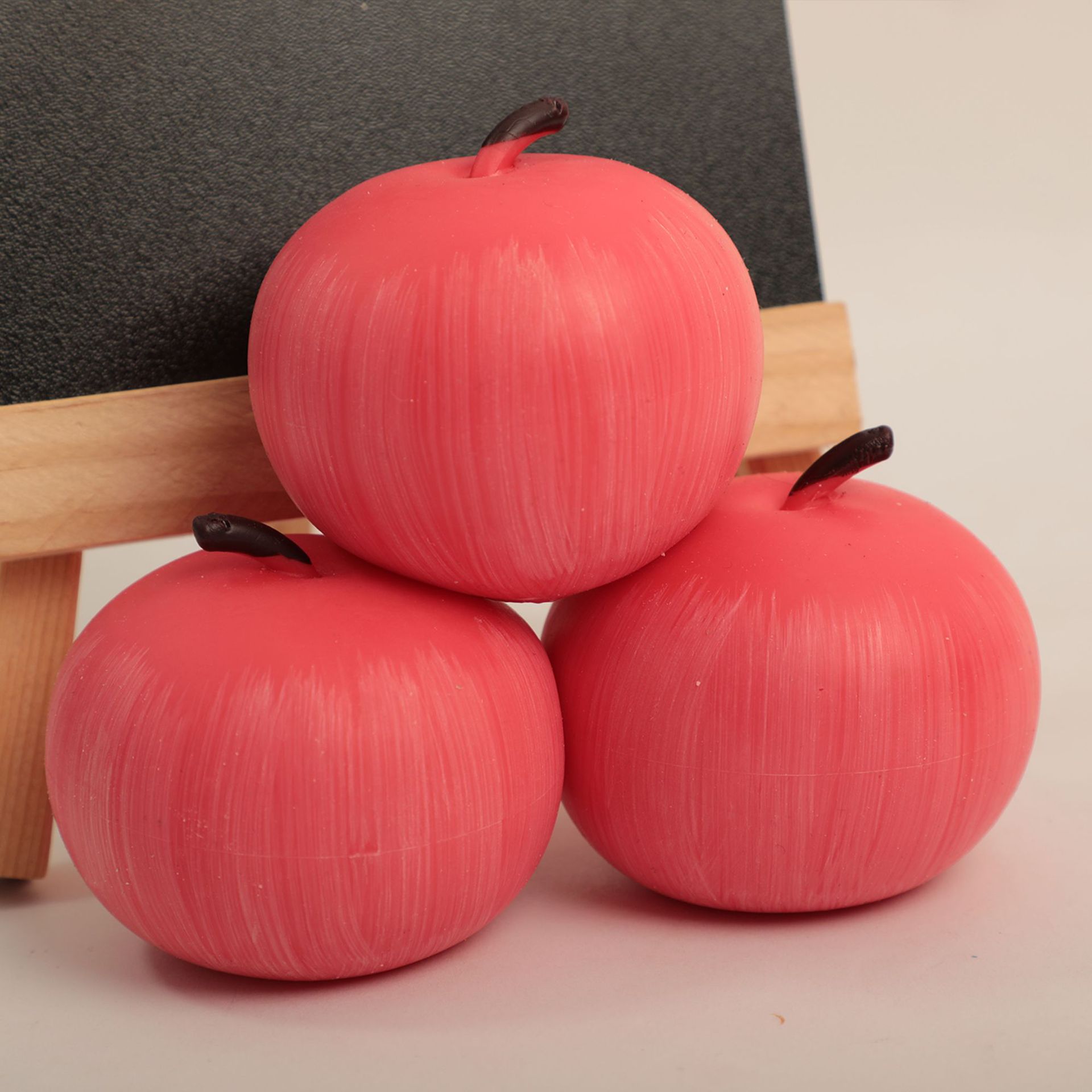 Cartoon Pinching fun, red apple fruit pinching style, interesting and fun, stress-relieving and venting toys, wholesale children's toys Application Scenario